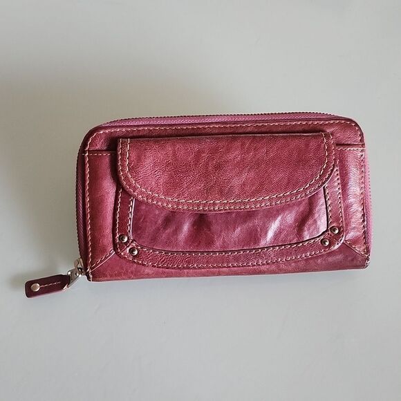 Fossil Leather Wallet - Picture 1 of 8